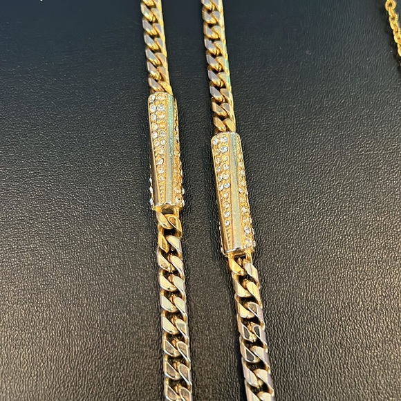 Elegant gold chains - one with magnifier- vintage- $75 for both or $40 each - Picture 3 of 6